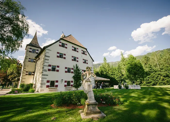 Schloss Prielau Hotel & Restaurants